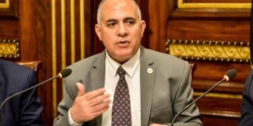 ما هي أطوال السواحل الخاضِعة لأعمال حِماية الشواطئ؟ 