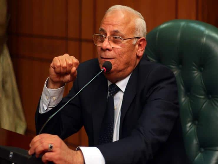 اللواء عادل الغضبان، محافظ بورسعيد يتحدث عن حجم صادرات مصر من الملابس الجاهزة