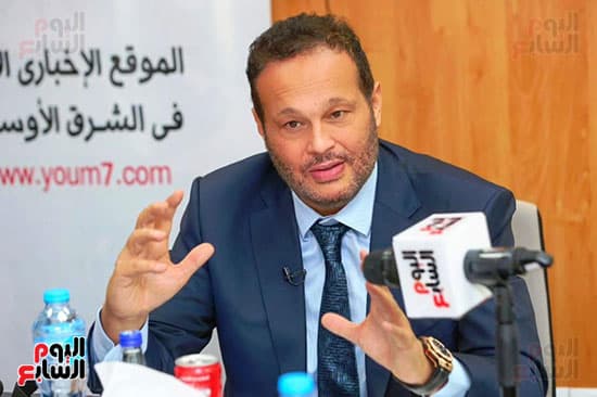 النائب محمد حلاوة، رئيس لجنة الصناعة والتجارة بمجلس الشيوخ يتحدث عن المنافسة بين الدولة والقطاع الخاص