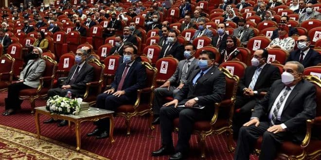 رئيس الوزراء يشهد الاحتفال بالعيد الأول للطاقة النووية