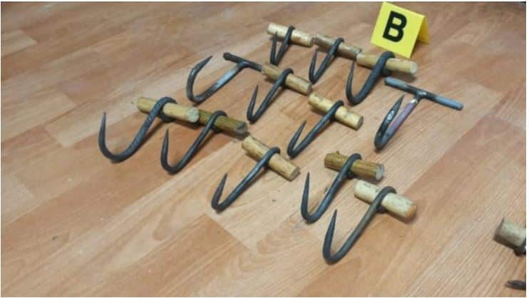 الأدوات الحديدية التي يستخدمها المهاجرون غير النظاميين في المغرب - موقع تليكسبريس المغربي