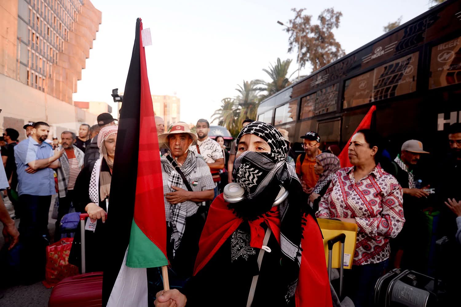 انطلاق "قافلة الصمود" من تونس نحو غزة