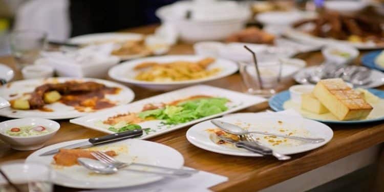 أرقام مُفاجئة.. كم يبلُغ حجم الطعام المُهدر سنويًا في مصر؟