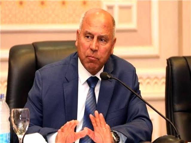 كامل الوزير وتطوير طريق قنا