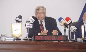 الدكتور محمد عوض تاج الدين، مستشار رئيس الجمهورية للشئون الصحية والوقائية، يتحدث عن نقص في الأدوية خلال أزمة كورونا