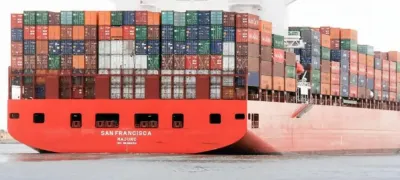 إيرادات قناة السويس المصرية لم تصل إلى 12 مليار دولارًا سنويًا