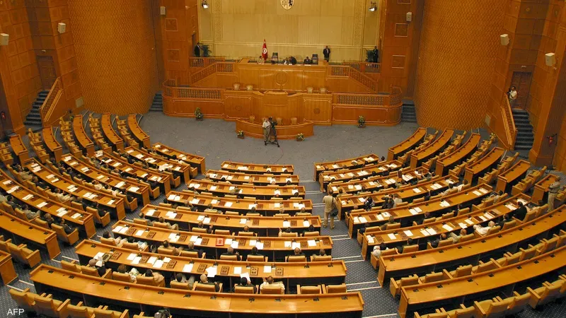 الادّعاء بتصويت البرلمانات التونسية السابقة بـ