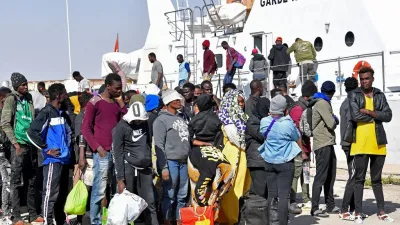 تونس لا توفر راتبا شهريا وبطاقة علاج للمهاجرين الأفارقة على أراضيها