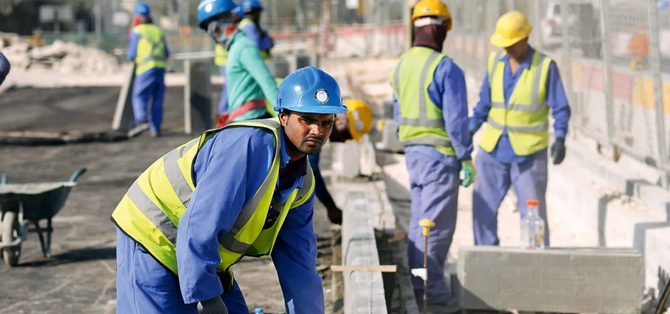 الفيديوهات المتداولة لتظاهرات مصريين في الإمارات 