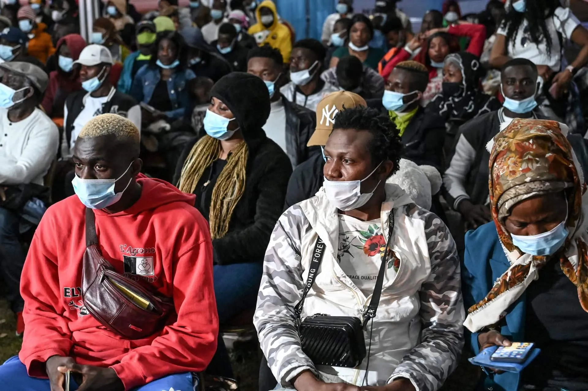 فيديو المواجهات بين أهالي العامرة والمهاجرين الأفارقة في تونس 