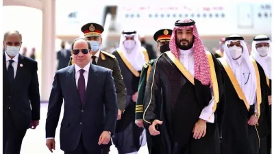 الفيديو المتداول لتجاهل بن سلمان للسيسي في اجتماع 