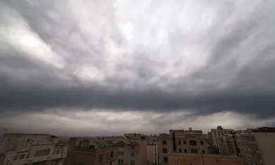 غيوم المؤامرة:  كيف تحول هطول المطر في إيران إلى 