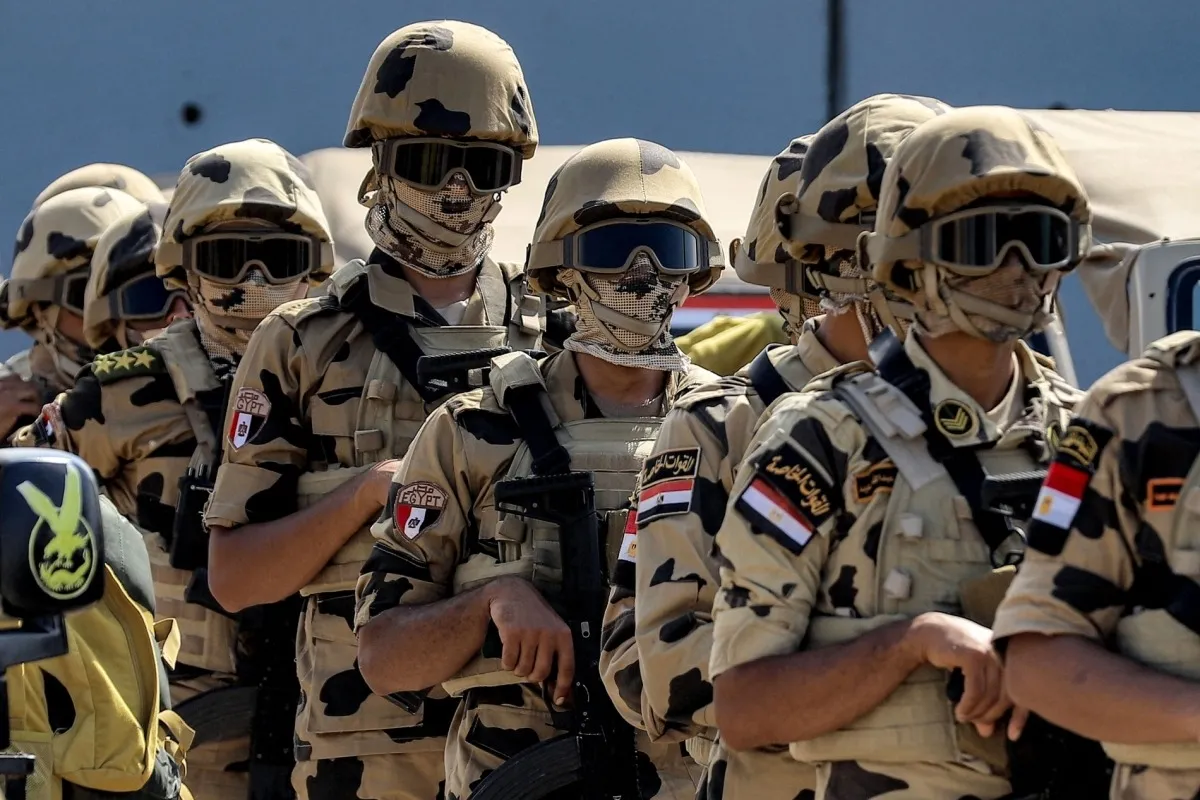 السعودية لم تعلن أن الجيش المصري ساعد في حماية الخليج.. وبوتن لم يقل إن البحرية المصرية 