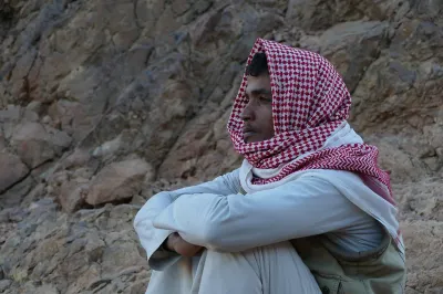 عدد سكان سيناء أقل من 600 ألف نسمة وليس 1.5 مليون