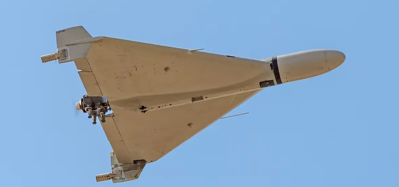 إسرائيل لم تستهدف نفق تخزين المسيرات الإيرانية.. والفيديو المتداول يوثق قصف الحوثي في 2015