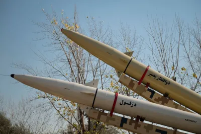 الفيديوهات المتداولة لتدمير سلاح الجو الإسرائيلي لقاعدة صواريخ في أصفهان 