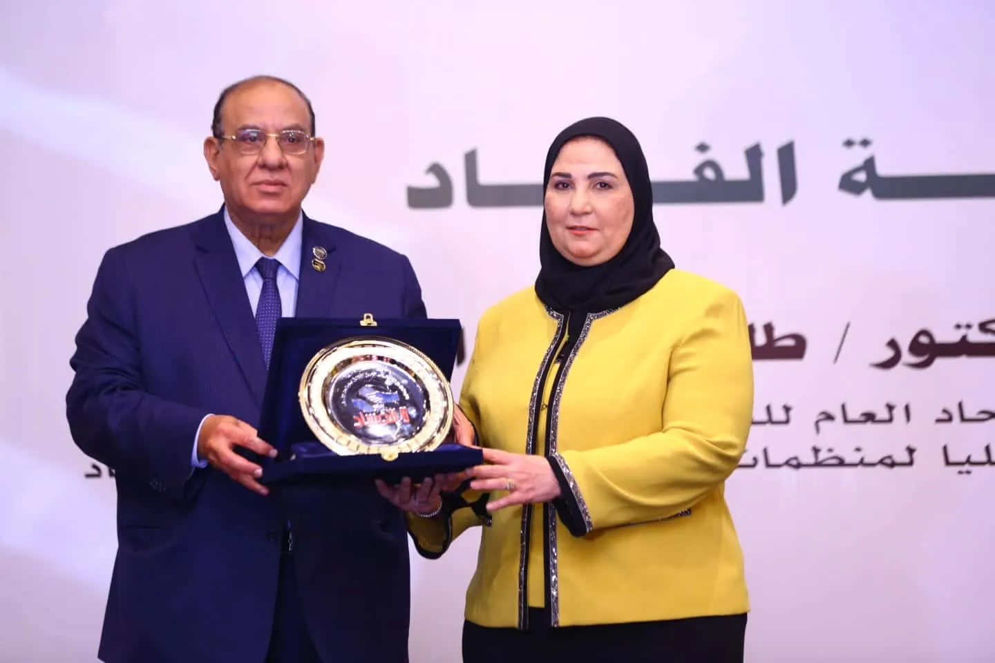 وزيرة التضامن تُضلل.. مصر تراجعت ولم تتقدم في مؤشر الفساد