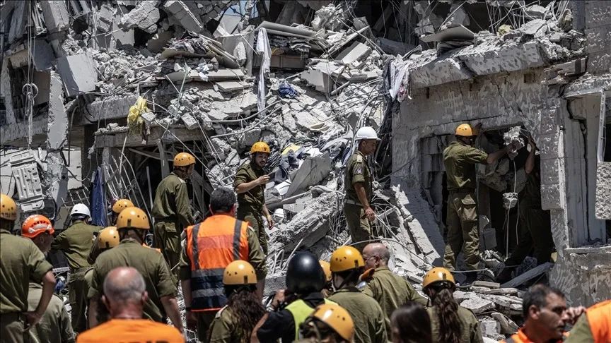 فيديو حرائق تل أبيب بصاروخ إيراني 