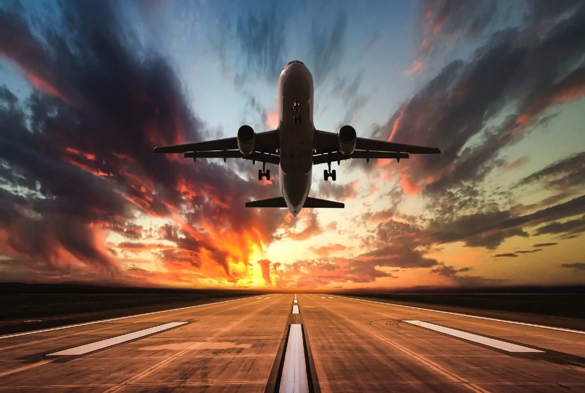 أرقام غير دقيقة لرئيس ”مصر للطيران“ حول خسائر الطيران حول العالم حتى نهاية 2023