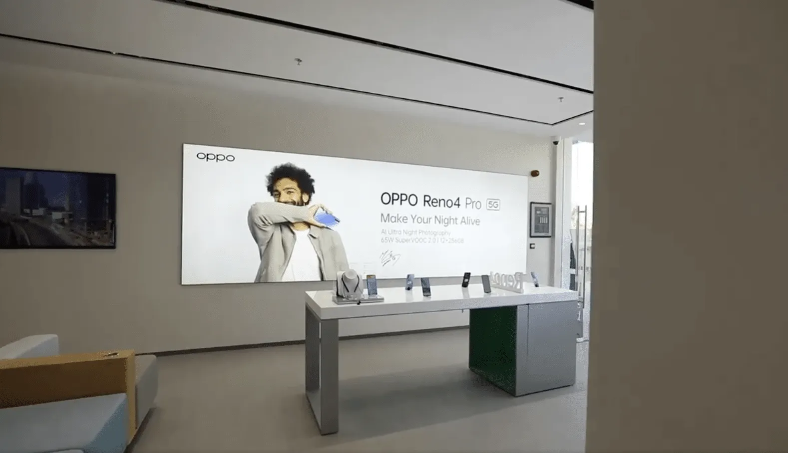 بعد أنباء إغلاقoppo  وrealme فروعهما.. نتتبع أبعاد أزمة شركات المحمول في مصر