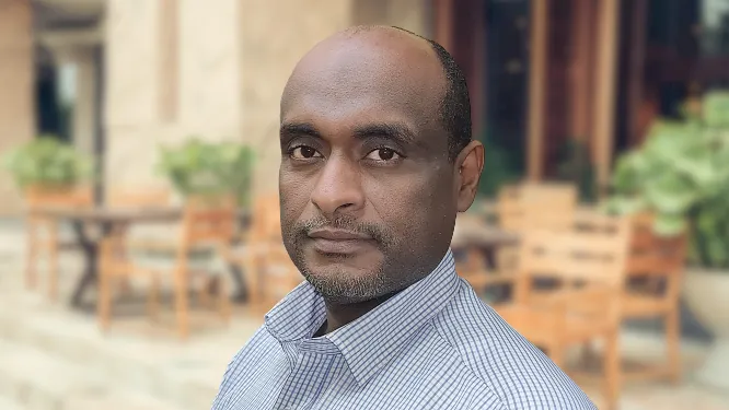 فيديو دفاع القيادي السوداني عن إيران 