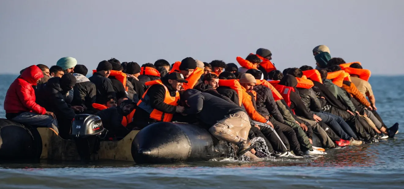 رغم وقف الإبحار من السواحل المصرية.. المصريون بين أبرز الجنسيات وصولًا 