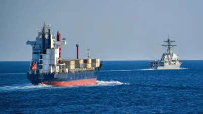 شلل في شريان العالم: ننشر بيانات السفن العالقة في مضيق هرمز وواقع الملاحة هناك