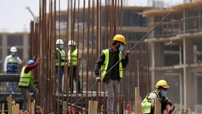 الإمارات لم تُدرج المنشآت التي تضم عمالة مصرية ضمن الفئة الثالثة