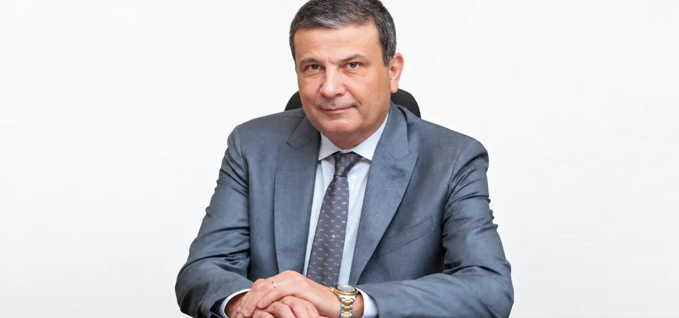 أرقام وزير الزراعة المصري عن الاكتفاء من اللحوم وإنتاج القمح 