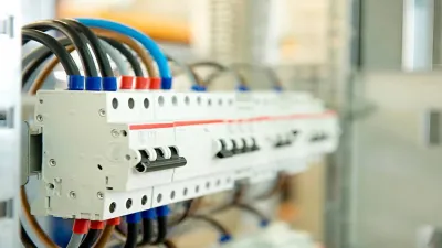 إنتاج تونس من الكهرباء لم ينخفض بل ارتفع 6% في 2025