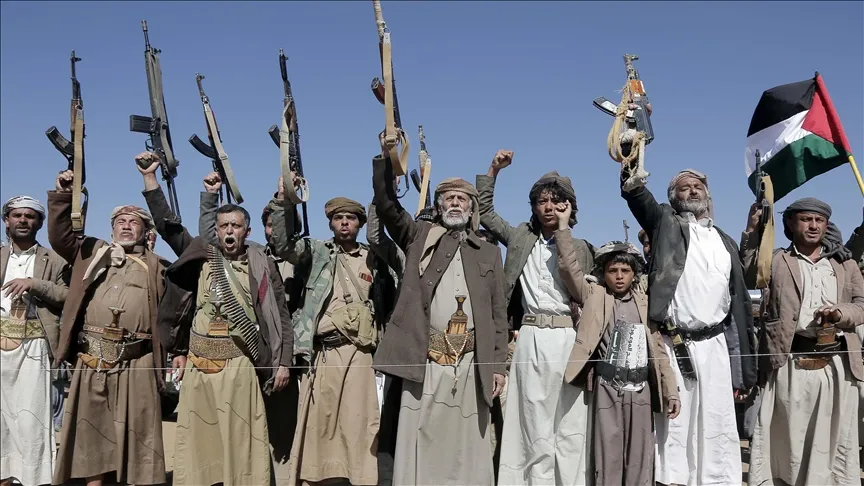 الحوثيون لم يعاودوا التصعيد ضد السفن الأمريكية.. والفيديو المنتشر 