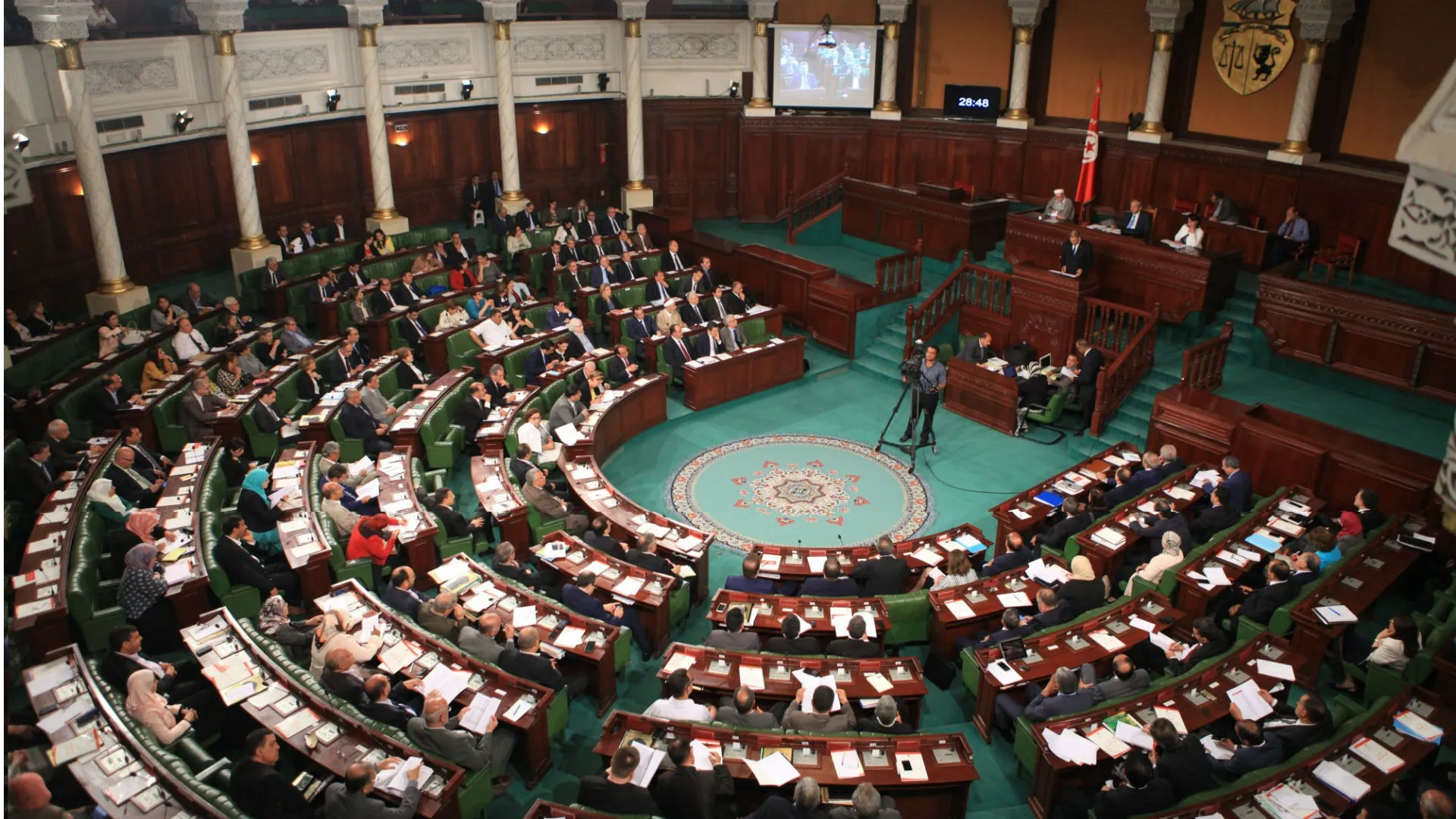 تونس تخصّص 9.7 مليارات دينار وليس 14 ألف مليارًا للدعم في 2026