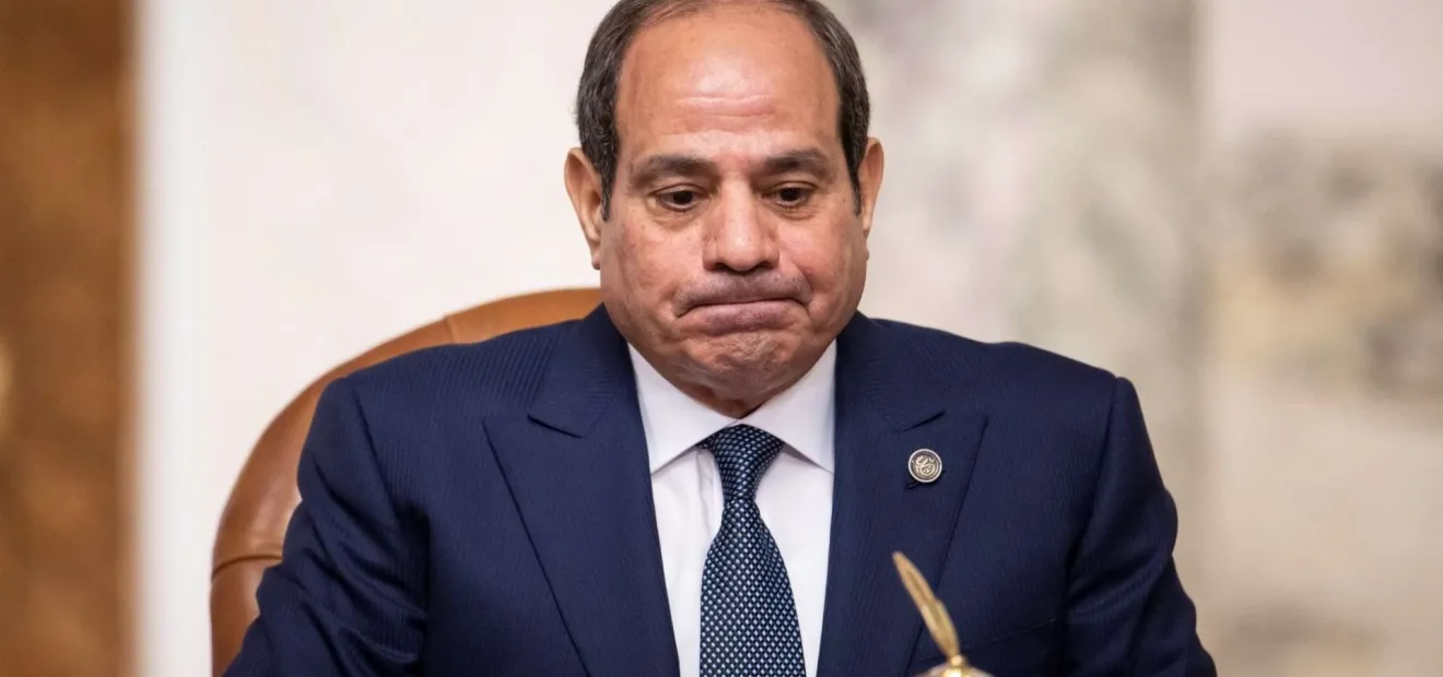 ديون مصر تلتهم 85% من الناتج المحلي وليس 100%.. وخدمتها تبلغ 140.5% وليس 92%