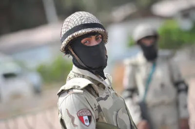 الفيديو المتداول لتدريبات الجيش المصري على الحدود مع إسرائيل 