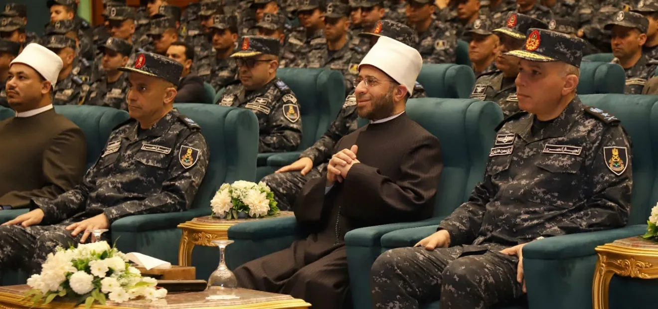 وزير الأوقاف المصري لم يأمر الأئمة بالقسم بالولاء للرئيس