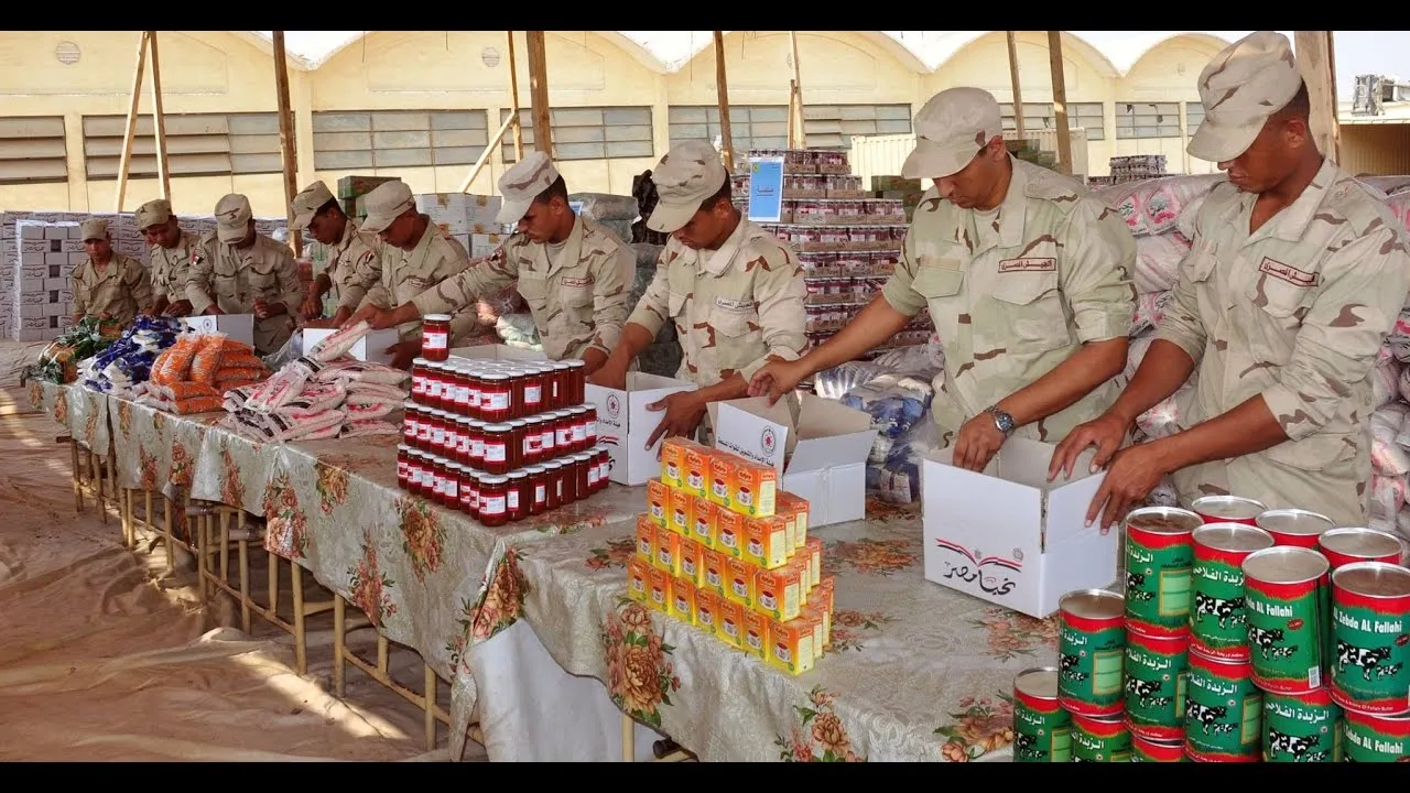 تصريح رئيس الوزراء المصري بأن الجيش يشارك بأقل من 1% من اقتصاد الدولة 