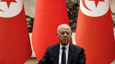 الرئيس التونسي يتلقى 10 تهان من الزعماء العرب بفوزه بالانتخابات وليس تهنئتين فقط