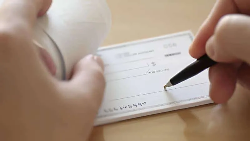 0.5% فقط من المساجين التونسيين هم سجناء في قضايا شيكات