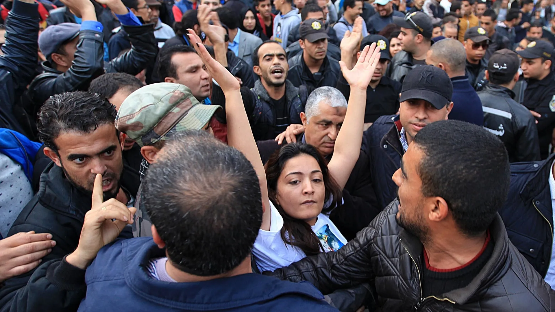 غالبية انتدابات تونس كانت في فترة حزب النهضة وليس حزب النداء