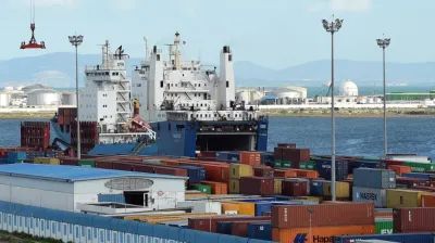 الصادرات التونسية إلى ليبيا في التسعينات كانت تبلغ 5.4% من الصادرات وليس 30%