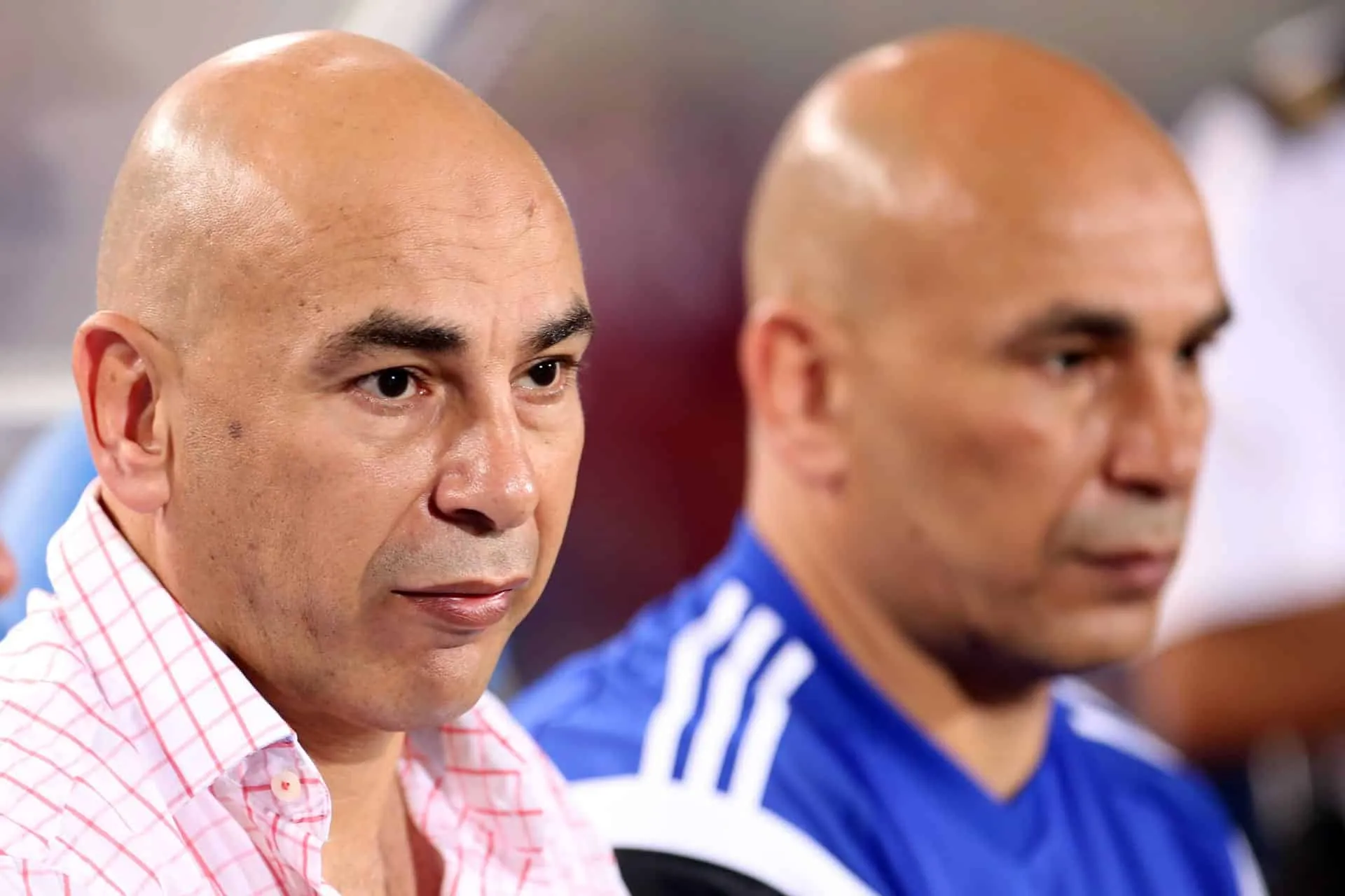 حسام حسن ليس أقدم مدير فني في مصر كما يقول توأمه