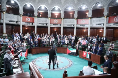 سجينة اللجان.. لماذا تتأخّر مناقشة مقترحات قوانين النوّاب التونسيين؟
