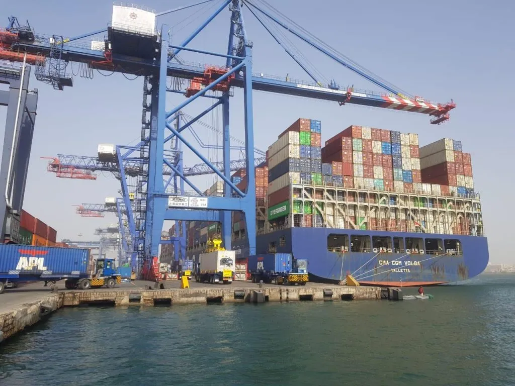 ميناء شرق بورسعيد المصري.. هل هو بين الـ8 الأفضل عالميًا؟