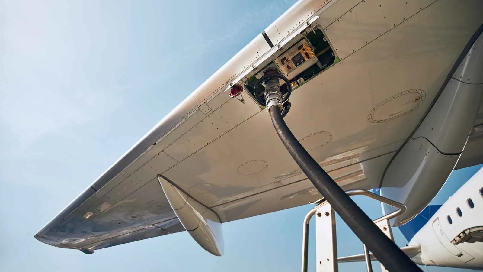 هل تُصدر العراق وقود الطائرات لأول مرة؟