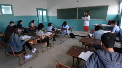 وزارة التربية التونسيّة لم تُقّر عطلة ل 6 أيّام بمناسبة عيد الفطر