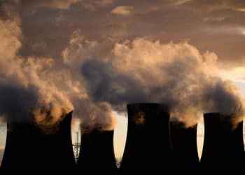 يُعتبر الفحم من مصادر الطاقة الغير نظيفة إذ أنه أكبر مصدر منفرد لانبعاثات غازات الاحتباس الحراري