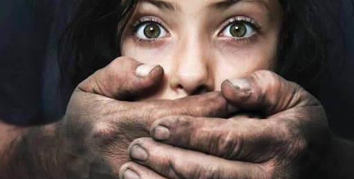 الاتجار بالبشر جريمة