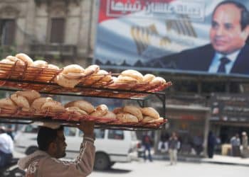 تعرف على خط سير تصريحات وقرارات الحكومة بشأن سعر رغيف الخبز وحجمه خلال 5 سنوات