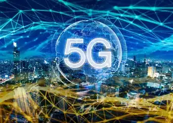 وزير الاتصالات: أقل تكلفة لـ”محمول 5G” تبلغ 1000 دولارًا.. تصريح غير صحيح