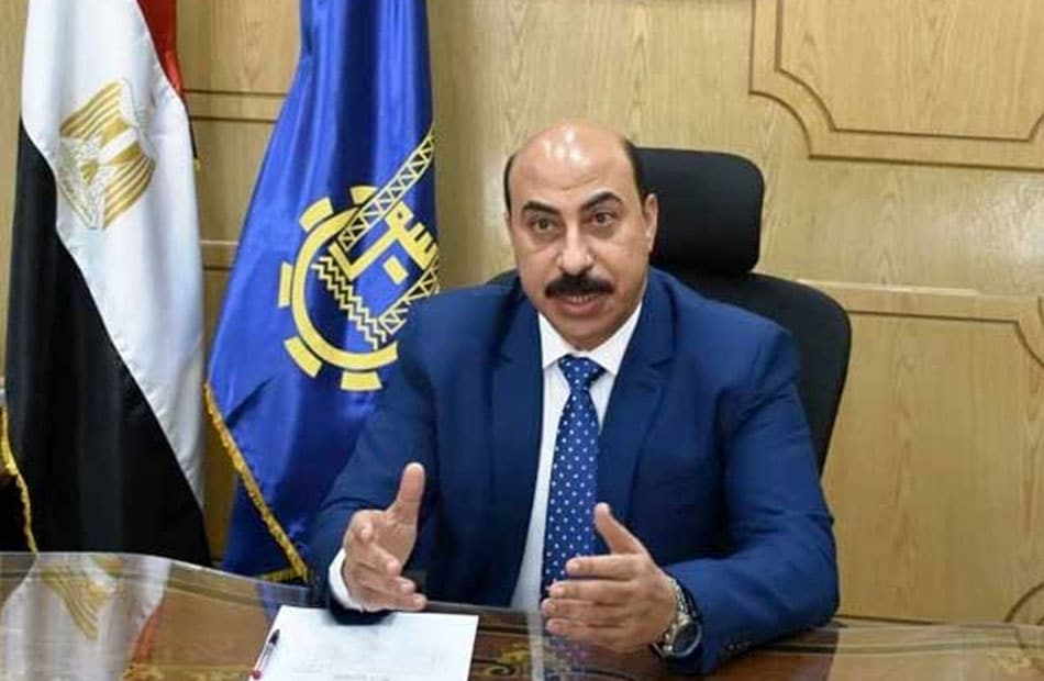اللواء أشرف عطية محافظ أسوان
